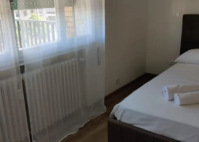 Tourism E Business Superior *